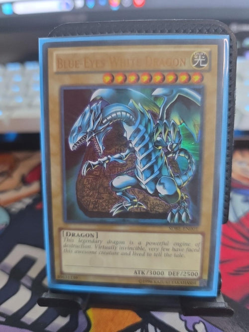 Blue-Eyes White Dragon #SDBE-EN001 — Ultra Rare — Unlimited