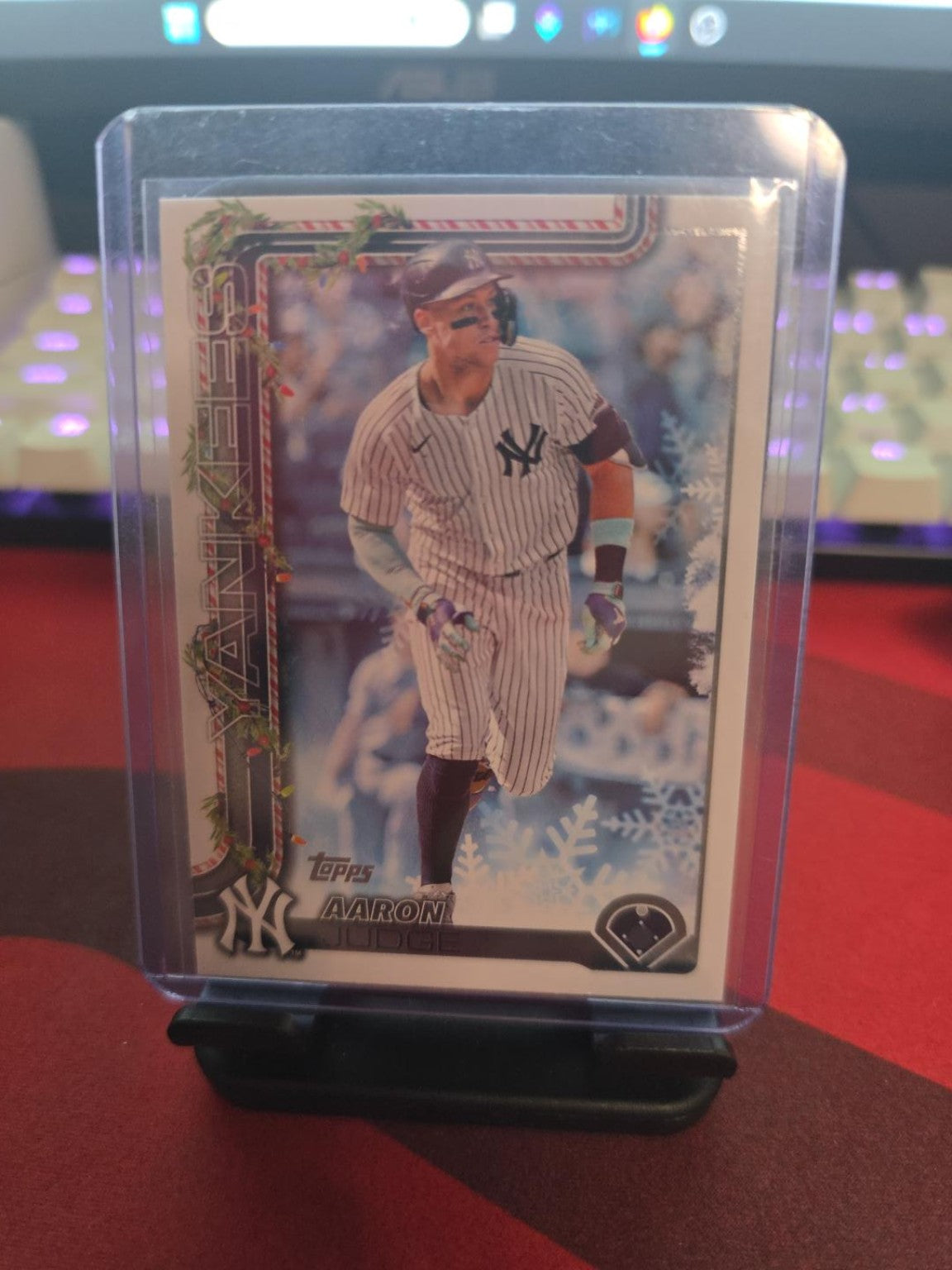 2023 Topps Holiday Aaron Judge Metallic Snowflake #H1 – New York Yankees